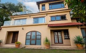 Vintage Serene Villa